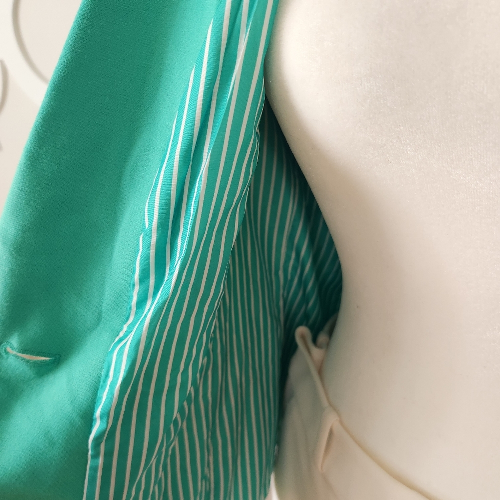 Green blazer - Picture 4 of 7